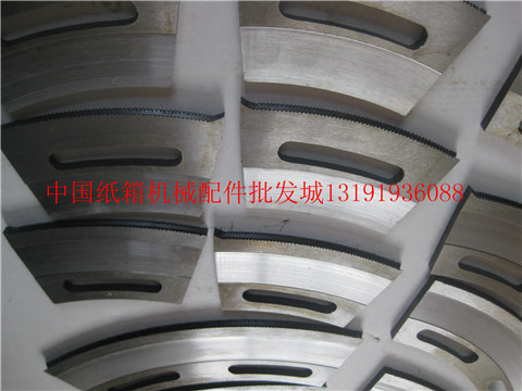 紙箱機(jī)械設備機(jī)器配件(jiàn)印刷開槽機(jī)輪轉開槽刀鋸齒刀弧形刀片